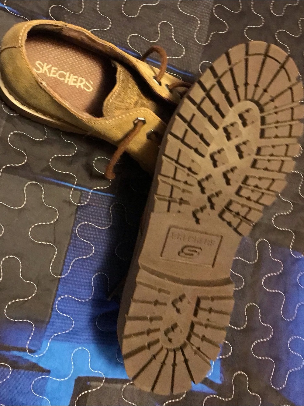 Skechers Women’s Tan Suede lug sole. - Picture 3 of 3
